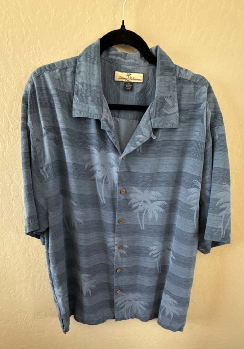 Tommy Bahama 100% Silk Blue Palm Tree Striped Short Sleeve Camp Shirt